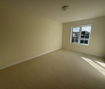 For Lease - 4 Gilham Way, Brant, Ontario - Photo 5