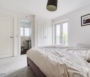 Fawn Drive, Reading, RG7 1WL - Photo 3