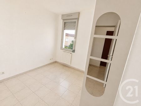 Location Appartement 1 pièce 36m² ST JEAN DE VEDAS 34430 - Photo 3