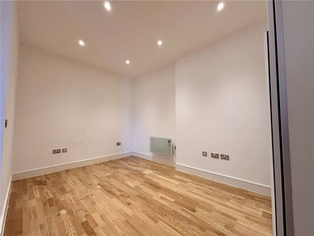 Bartley Way, Hook, Hampshire, RG27 - Photo 2