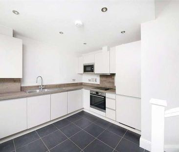 Gayfere Place, London, SE25 - Photo 2