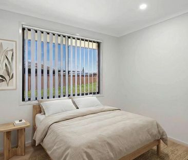 Renovated 4 bedroom home - Photo 3