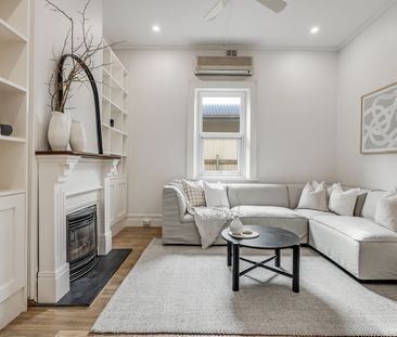 Charming 2-Bedroom House in Glenelg South - Photo 1