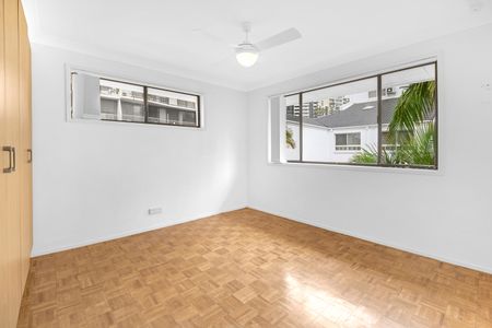 12/137 Old Burleigh Road, Broadbeach QLD 4218 - Apartment For Rent | Domain - Photo 4