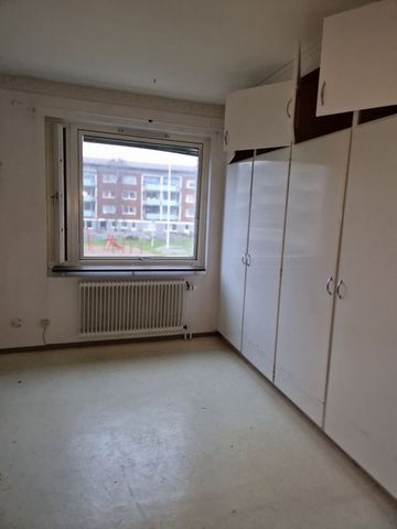 Bokgatan, Vänersborg - Photo 2