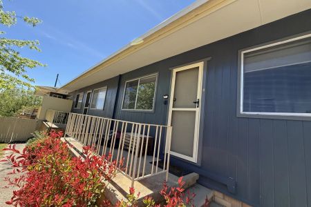 Conveniently Located 2-Bedroom Unit with Garage - Photo 5