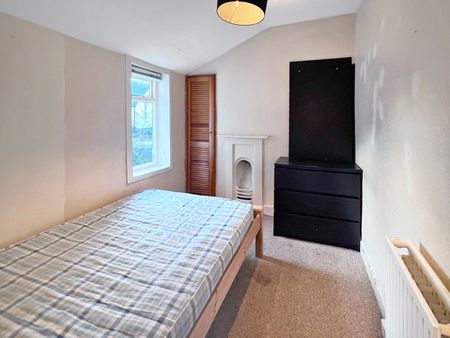 Ground Floor Front Bedroom (Double), 4 Leopold Street, Oxford OX4 1PS - Photo 4