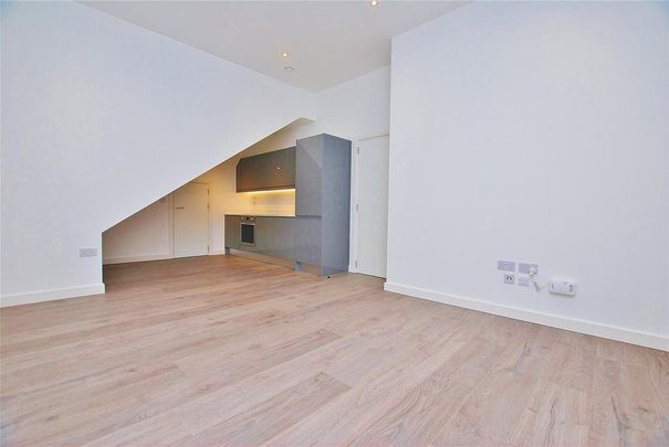 1 bedroom penthouse to rent - Photo 1
