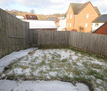 2 bedroom terraced house to rent - Photo 4