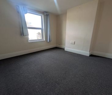 City Road, Beeston, NG9 2LQ - Photo 1