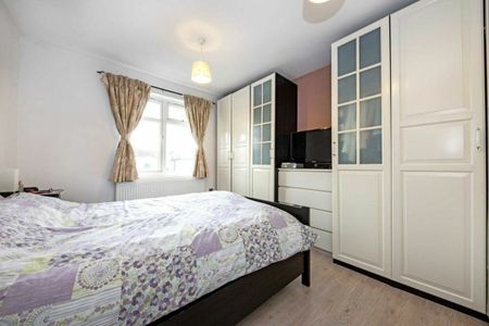 Redfern Avenue, Whitton, TW4 - Photo 5