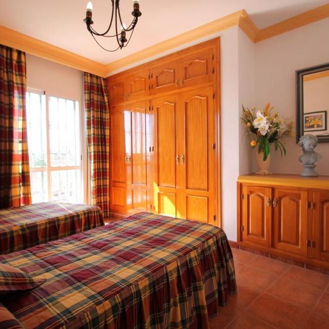 Detached House | Nerja | €1.800/Month - Photo 1
