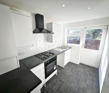 2 bedroom end of terrace house to rent - Photo 6