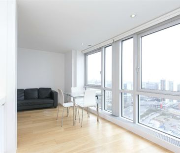 Fairmont Avenue, London, E14 9JD - Photo 1