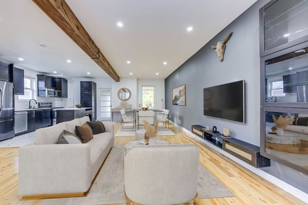 For Lease - 1076 Eastmount Avenue Unit# Upper, Mississauga, Ontario - Photo 1