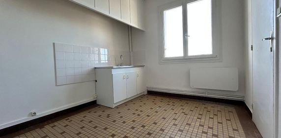Location Appartement 1 pièce 34m² ST NAZAIRE 44600 - Photo 2