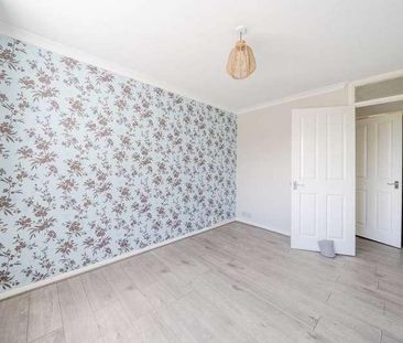 Windsor Drive, High Wycombe, HP13 - Photo 5