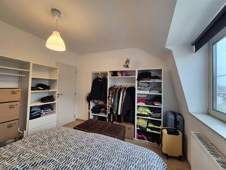 Gerenoveerde knusse rijwoning met tuin. - Foto 4