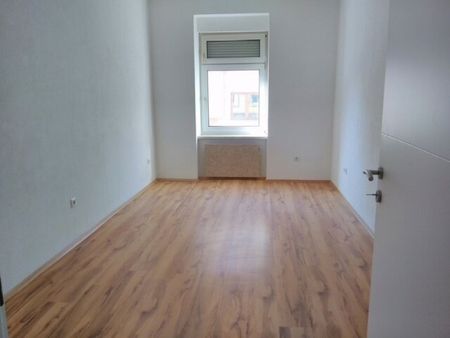 Gut aufgeteilte 3-Zimmer-Wohnung mit großzügigem Balkon – Ideal für Familien! - Foto 2