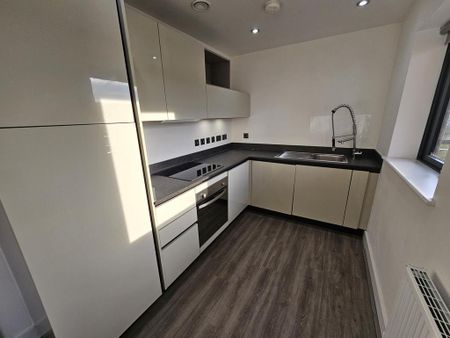 2 bedroom apartment to rent - Photo 5