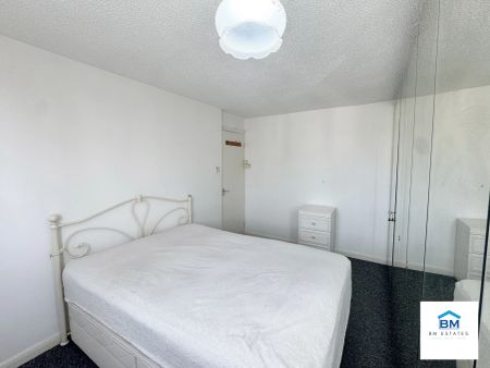 3 Bedroom Semi Detached - Photo 3