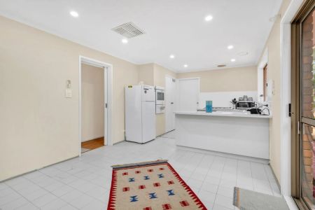 3 St Leger Place, Epping. - Photo 4