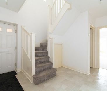 2 Bed House on Coombe Avenue - Photo 2