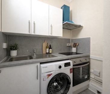 Langdale Gardens BN3 4HJ 0 bedroom studio to rent - Photo 1