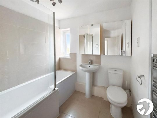 1 bedroom property to rent - Photo 1