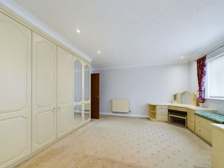 Down Hatherley Lane, GL2 - Photo 4