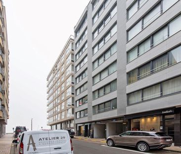 Prachtig gemeubelde penthouse met zuidgericht terras, op enkele passen van de Zeedijk! - Photo 1