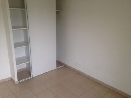 location Appartement T2 DE 41.45m² À CANTELEU - Photo 2