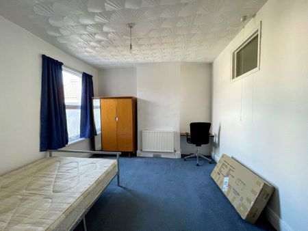 Victoria Park, Fishponds, BS16 2HJ - Photo 4
