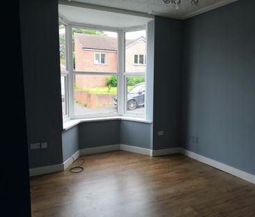 1 Bed Flat, Norton Lees, S8 - Photo 2