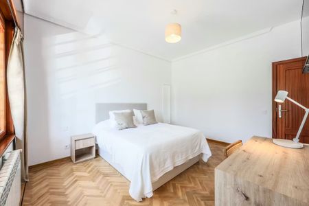 Calle Praderas, Majadahonda, Community of Madrid 28221 - Photo 5