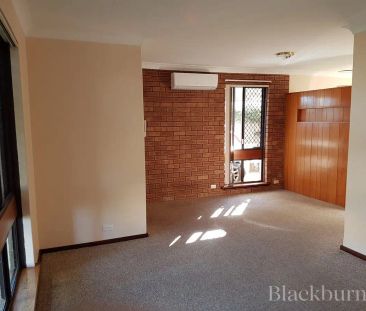 “Affordable Living in Desirable Booragoon!” - Photo 6
