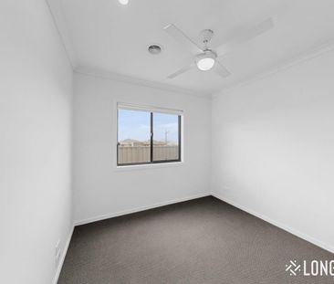 A Smart Layout with Three Ensuites in Truganina - Photo 4