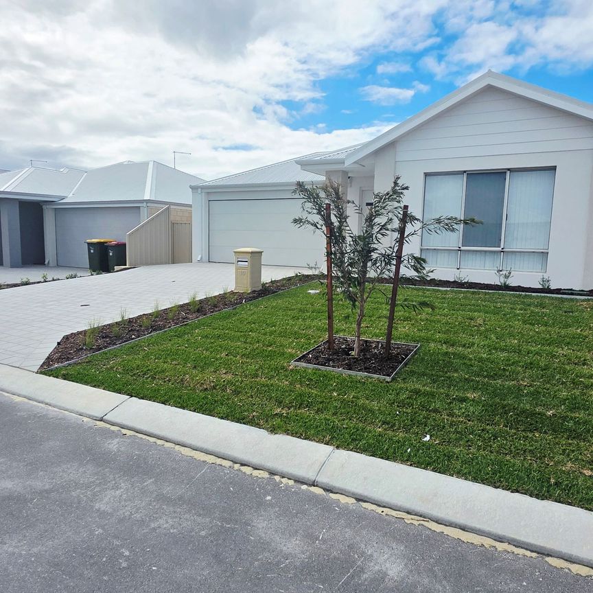 Experience Luxury Living in a Stunning New Home&excl; - Photo 1