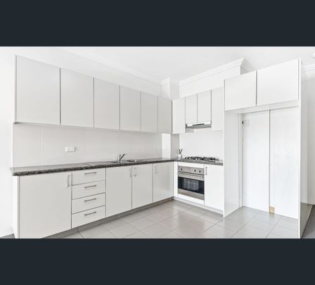 12/13 Bayley Street, Marrickville, NSW 2204 - Photo 1
