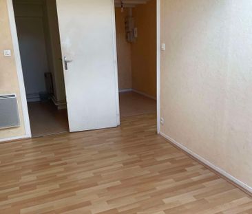 T2 de 28 m² – Place des Carmes – Limoges – Location – BEGIP - Photo 5