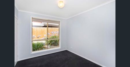 FRONT VILLA UNIT IN PRIME POSITION! - Photo 4