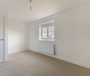 2 bedroom semi-detached house to rent - Photo 6