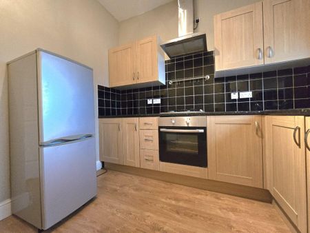 1 bedroom flat to rent - Photo 4