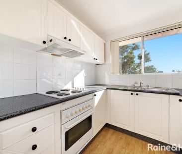 Apartment with 3 bedrooms, 2 bathrooms & parking for 1 car - Photo 3