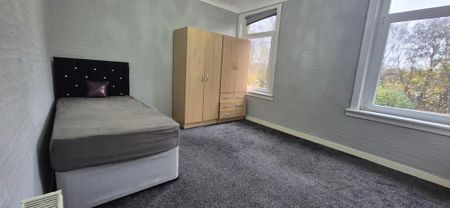 4 bedroom terraced house to rent - Photo 2