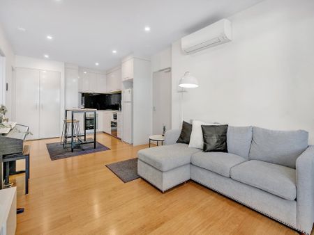 Modern Light-Filled 1-Bedroom with Balcony & Split System – 6-Month Lease! - Photo 4
