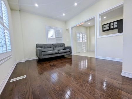 For Lease - 8 Wimbledon Court, Whitby, Ontario - Photo 5