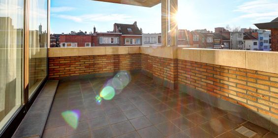 Appartement te huur in Oudergem voor € 2.100 met 3 slaapkamers - Photo 3