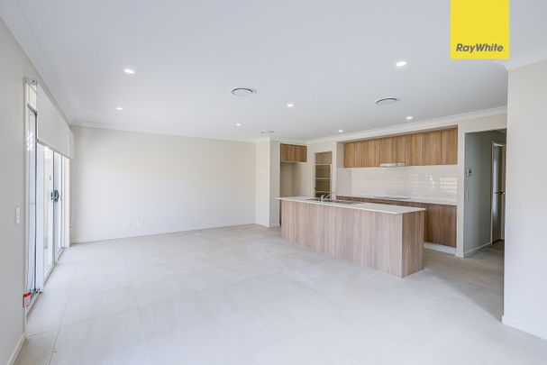 49 Yellowstone Circuit, Yarrabilba QLD 4207 - House For Rent | Domain - Photo 1