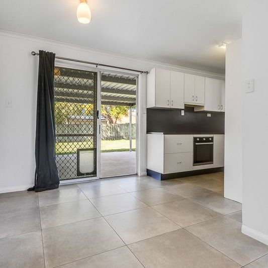 LOW MAINTENANCE GEM! - Photo 1